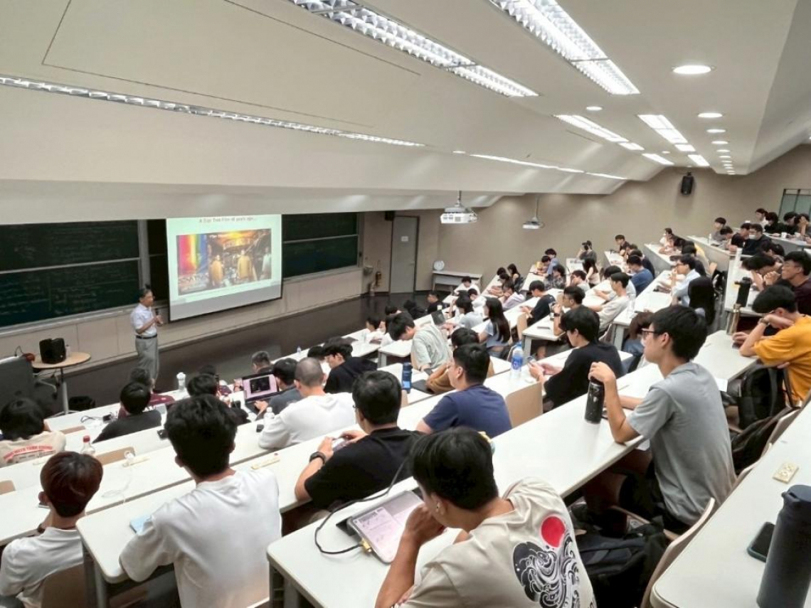 17個頂大碩博班註冊掛零，AI卻成戰區！陽明交大3碩士班錄取率不到3%...中山、台大哪些課也夯？